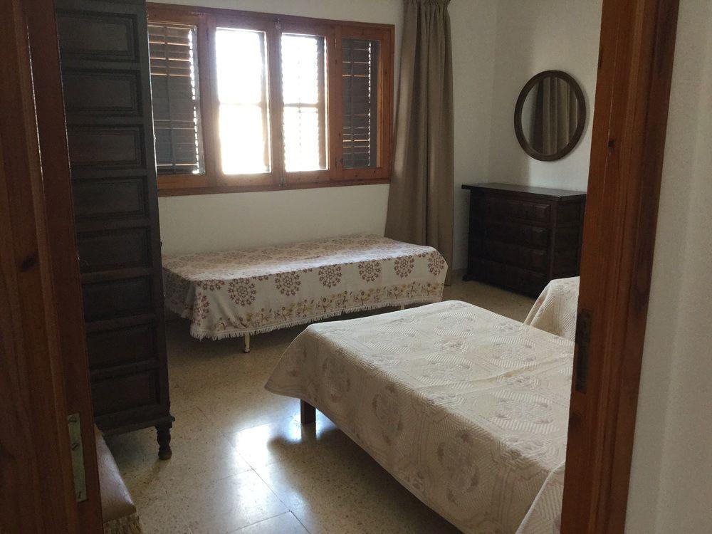 Apartamentos Alba San Antonio  Exterior foto